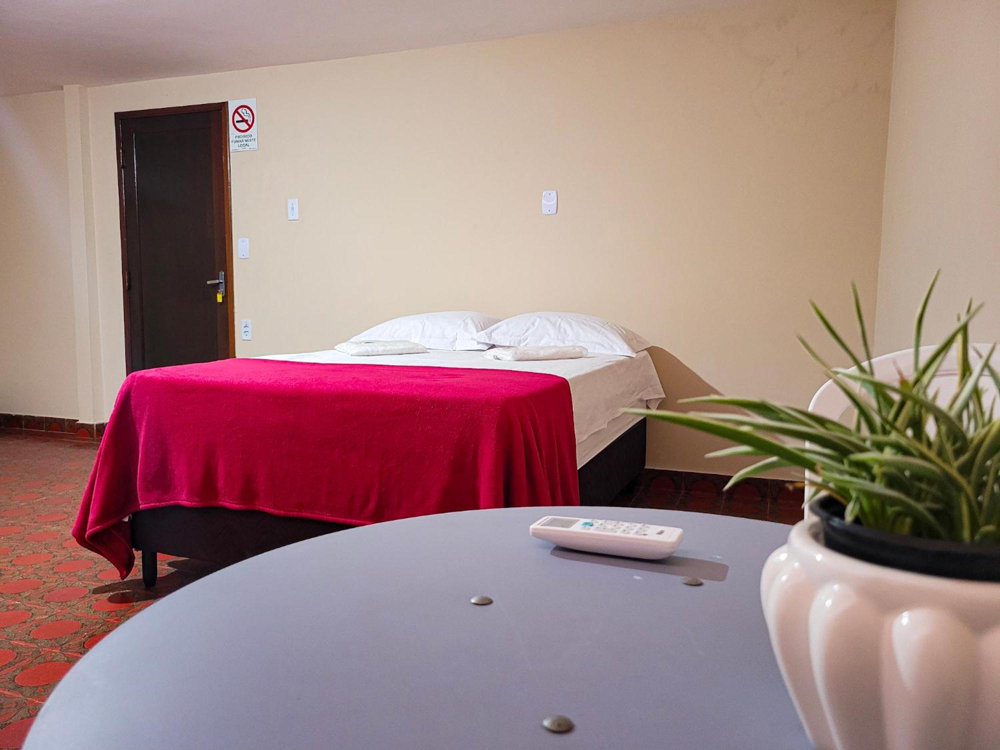 Hotel E Hostel Da Fonte Сан-Луис Экстерьер фото